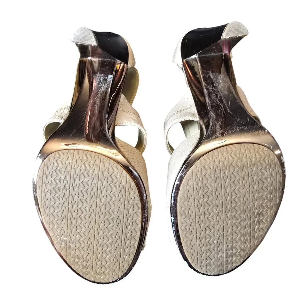 Michael Kors 3 in Leather Taupe and Gold Heel‎ Size: US 8 Fair Used Condition